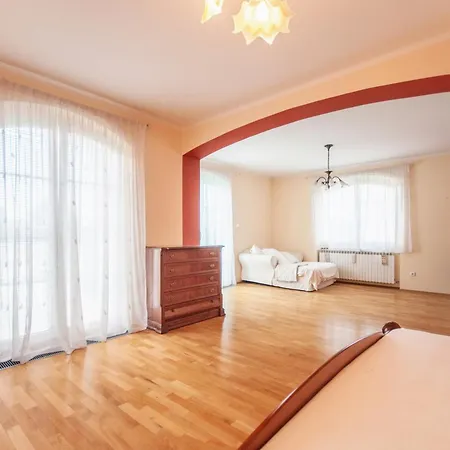 Royal Prague * Čestlice